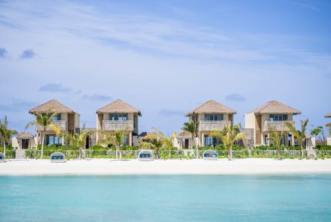 Lagoon Pool Villas