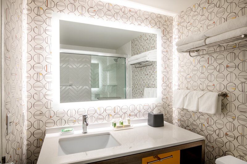 Holiday Inn Hotel and Suites Pittsfield-Berkshires