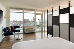 Aloft, Guest room, 2 Queen