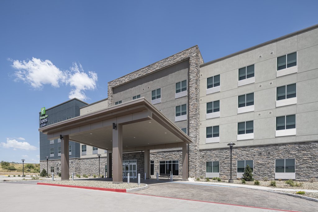 Holiday Inn Express Odessa i20 offers all the comforts of home