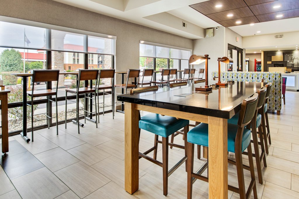 Holiday Inn Express DUBLIN, Surry