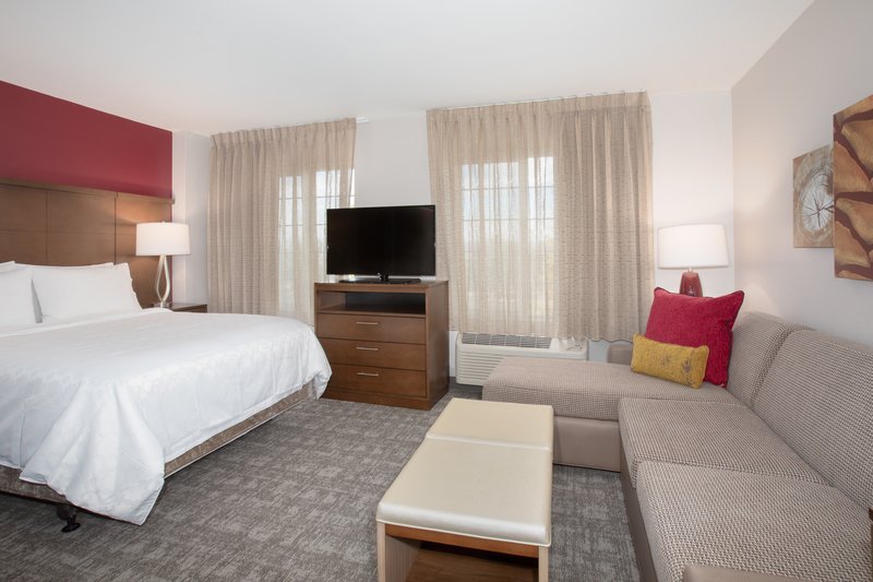 STAYBRIDGE STES INTERNTL ARPT