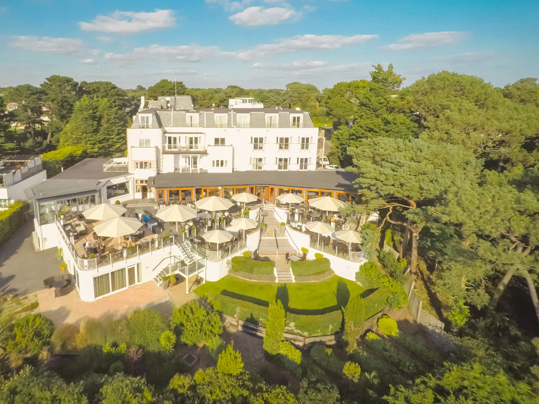 The Harbour Heights Hotel