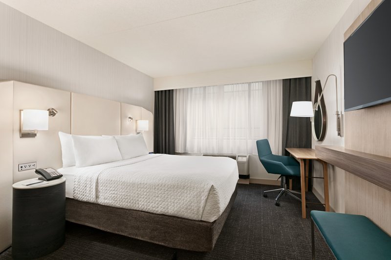 Crowne Plaza Hotel VALLEY FORGE