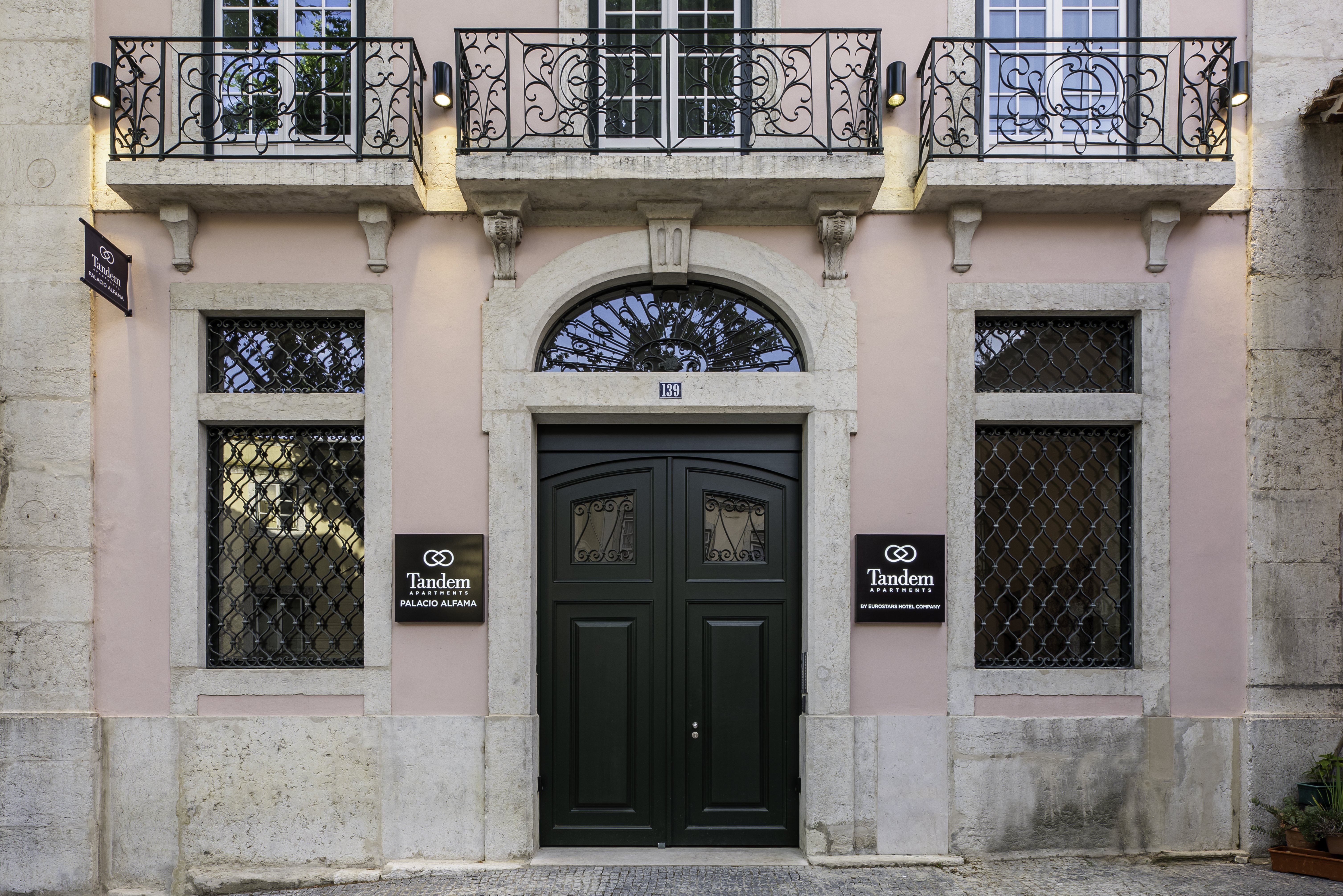 Tandem Palacio Alfama Suites