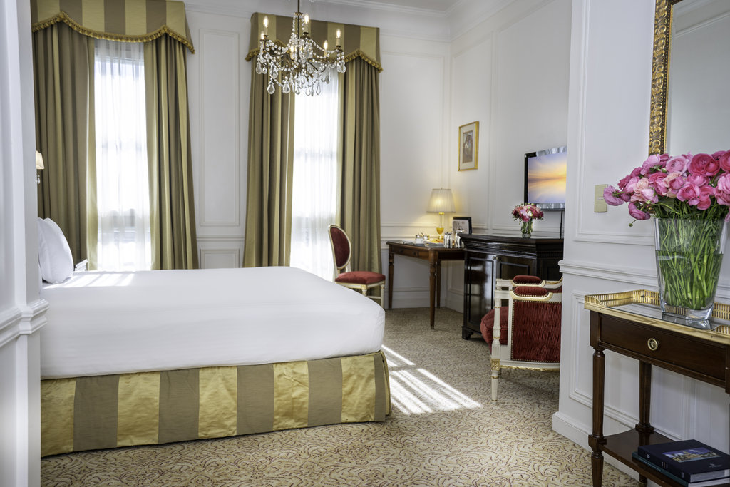 Guest photo