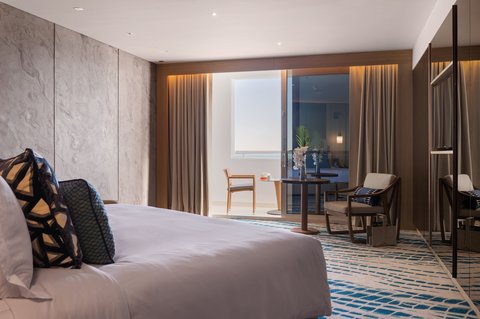 Jumeirah Beach Hotel Ocean Deluxe Balcony