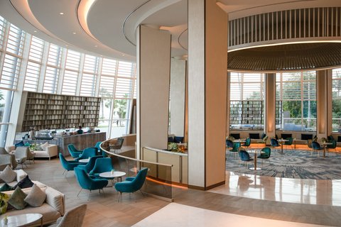 Jumeirah Beach Hotel Pearl Lounge