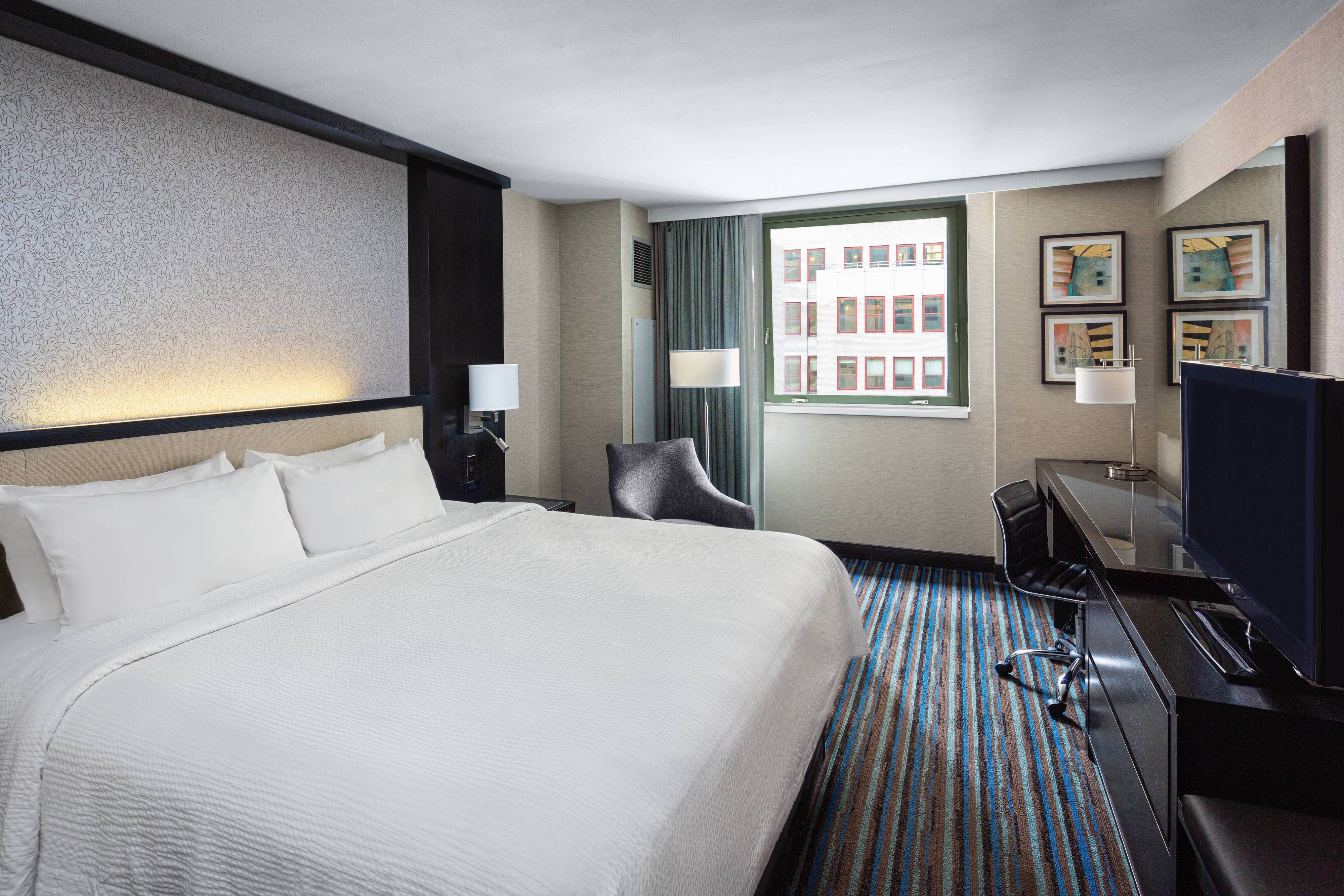 Courtyard by Marriott New York Manhattan/Times Square, New York Hotel Price, Address & Reviews