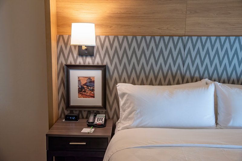 Holiday Inn Hotel and Suites Savannah Airport – Pooler