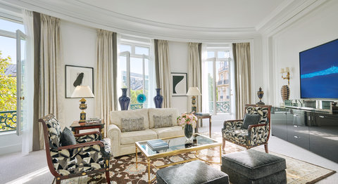 Ambassador Suite
