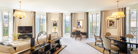 The Pearl Suite: reminiscent of a Haussmann-style apartment