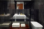 Courtyard suite, 1 Bedroom Suite, 1 King, Sofa bed, Courtyard view