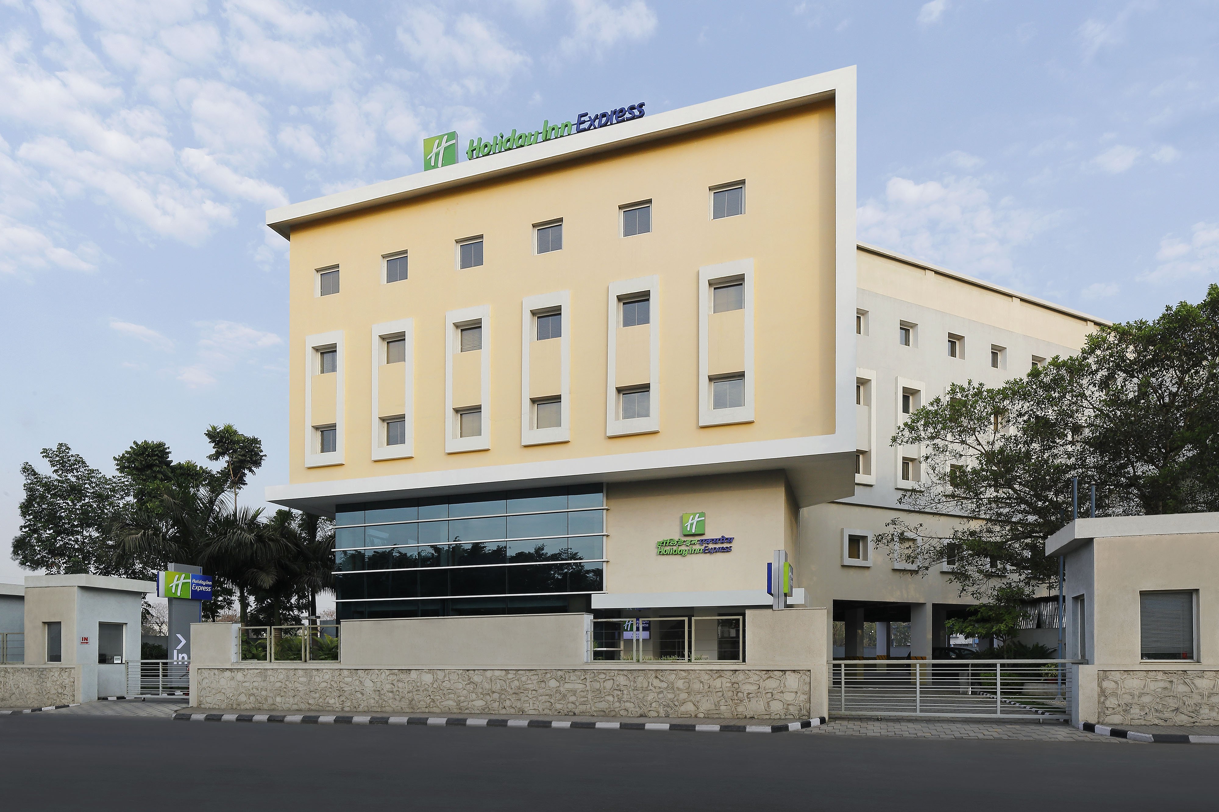 Holiday Inn Express Pune Pimpri