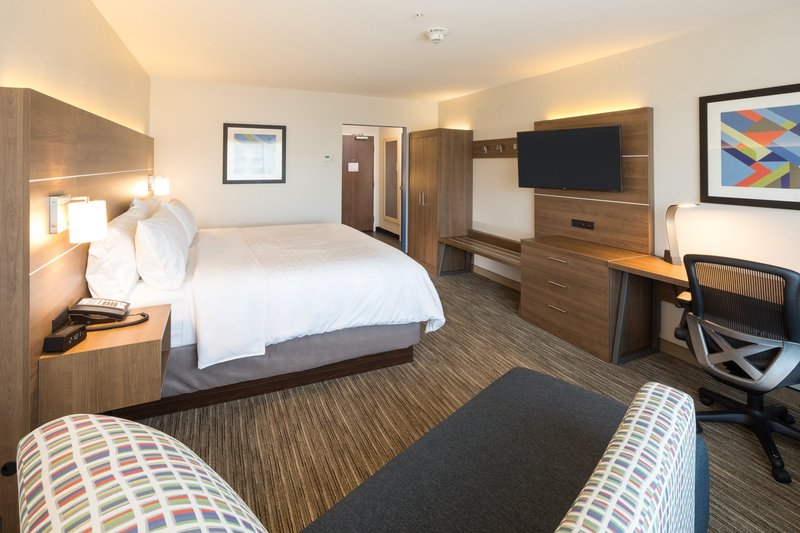 Holiday Inn Express and Suites Kalamazoo West