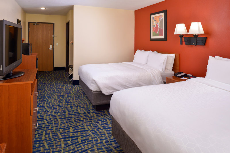 2 QUEEN BEDS NONSMOKING