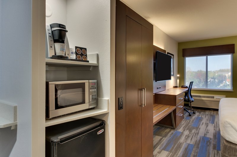 HOLIDAY INN EXPRESS FISHKILL