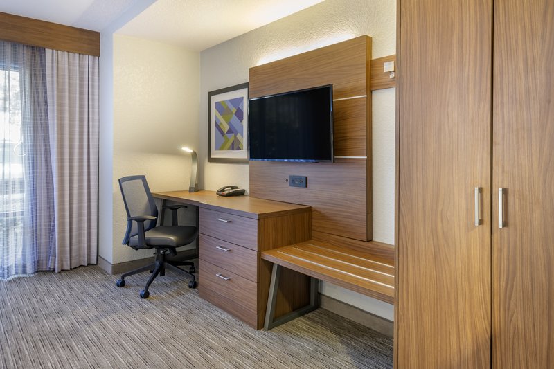 Holiday Inn Express Cape Coral