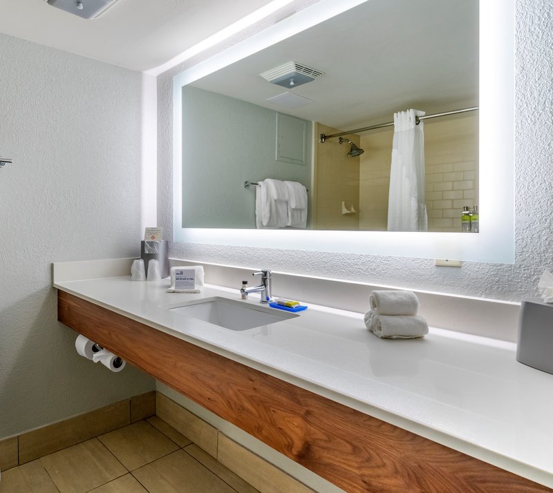 Holiday Inn Express Cape Coral