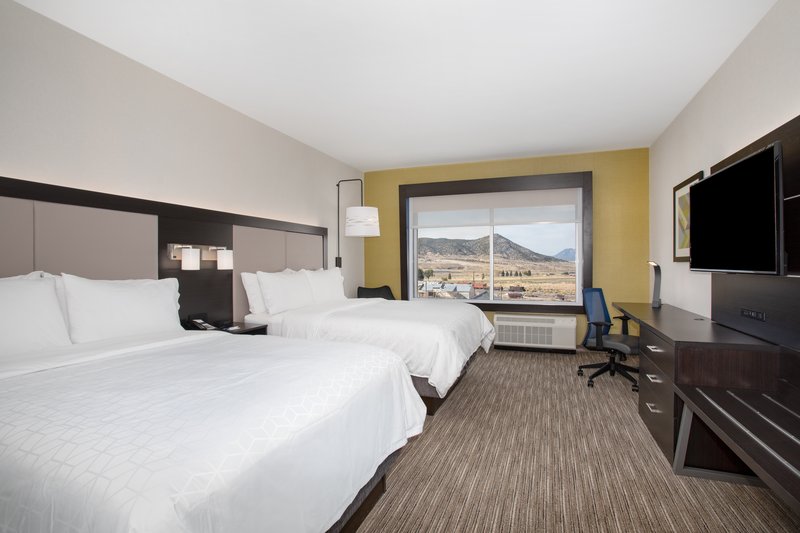 Holiday Inn Express and Suites Ely