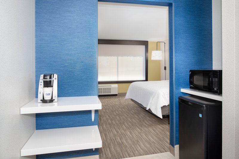 Holiday Inn Express and Suites Ely