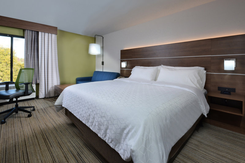 HOLIDAY INN EXPRESS DURHAM