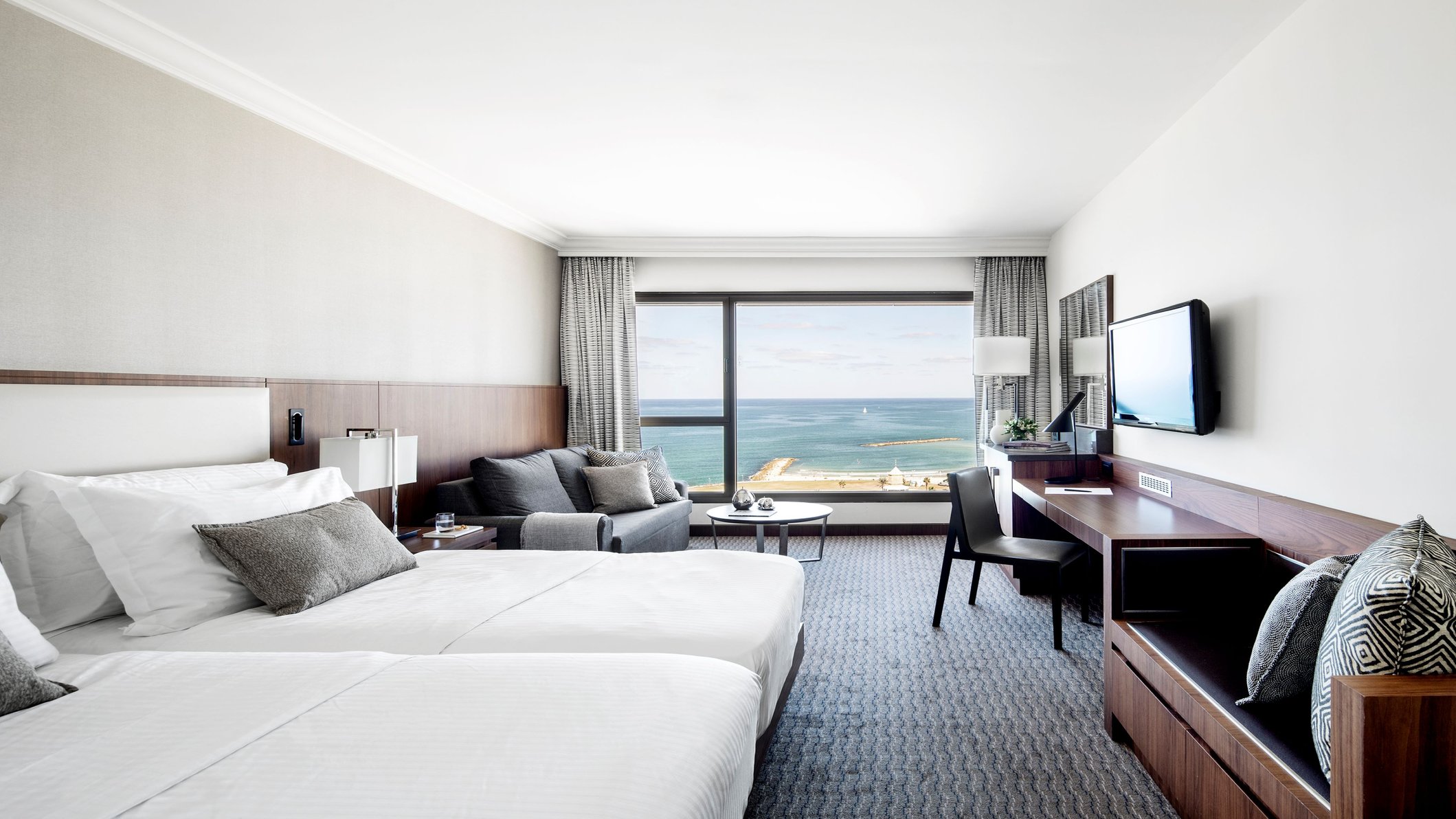 David InterContinental Tel Aviv Room Type - Premium Twin Room with Club Lounge Access David InterContinental Tel Aviv Room Type - Premium Twin Room with Club Lounge Access