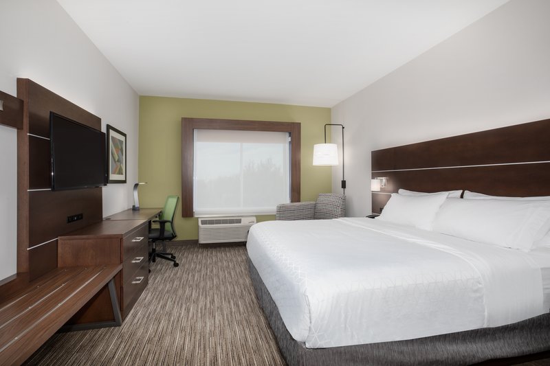 Holiday Inn Express and Suites Sterling