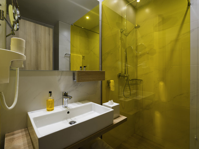 Ibis Styles Athens Routes