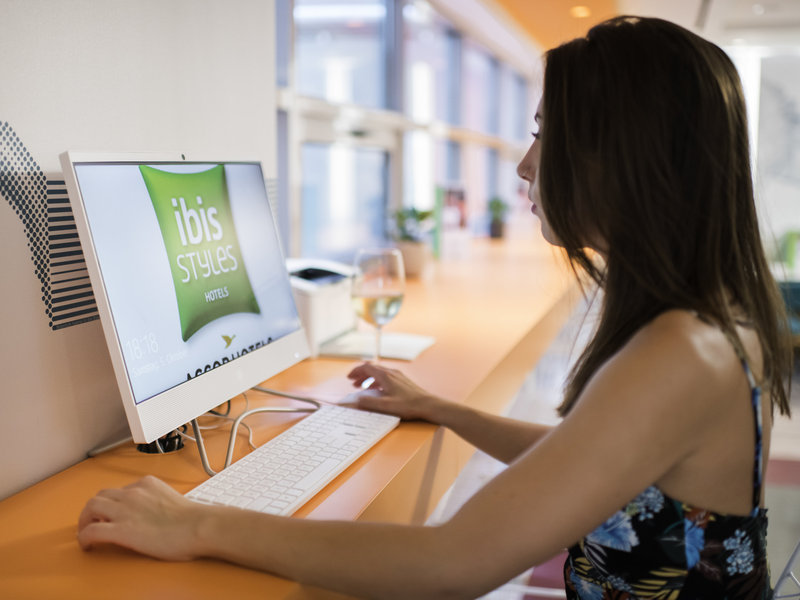 Ibis Styles Athens Routes