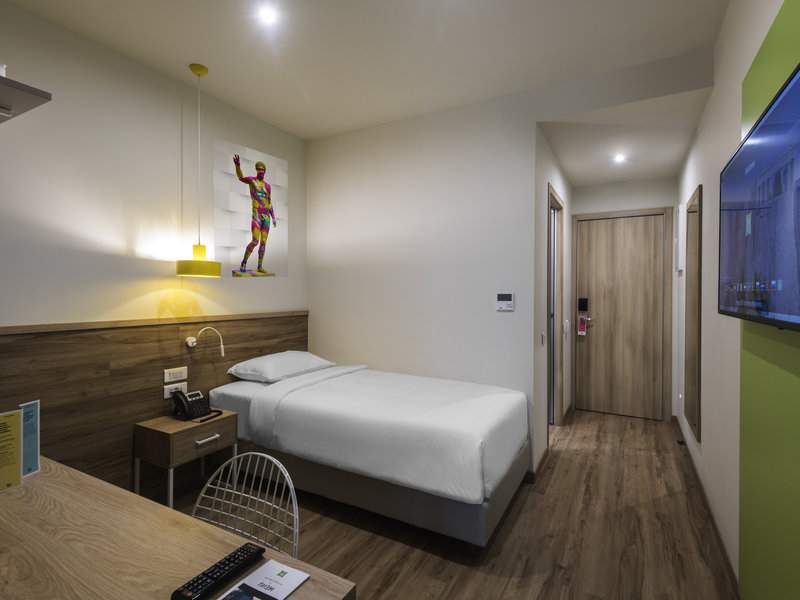 Ibis Styles Athens Routes