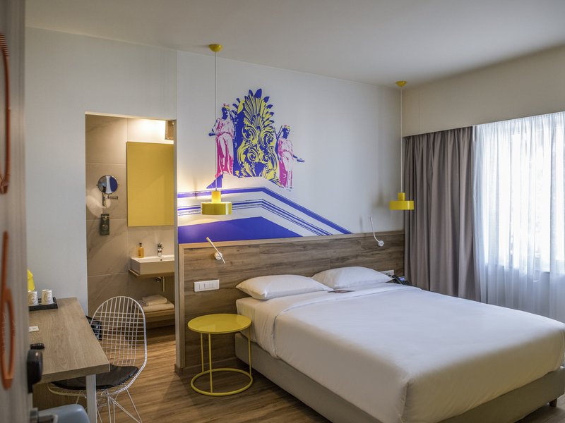 Ibis Styles Athens Routes