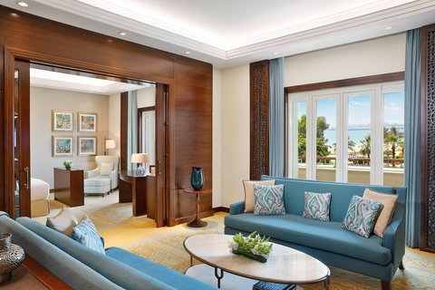 Family Suite - Living Room