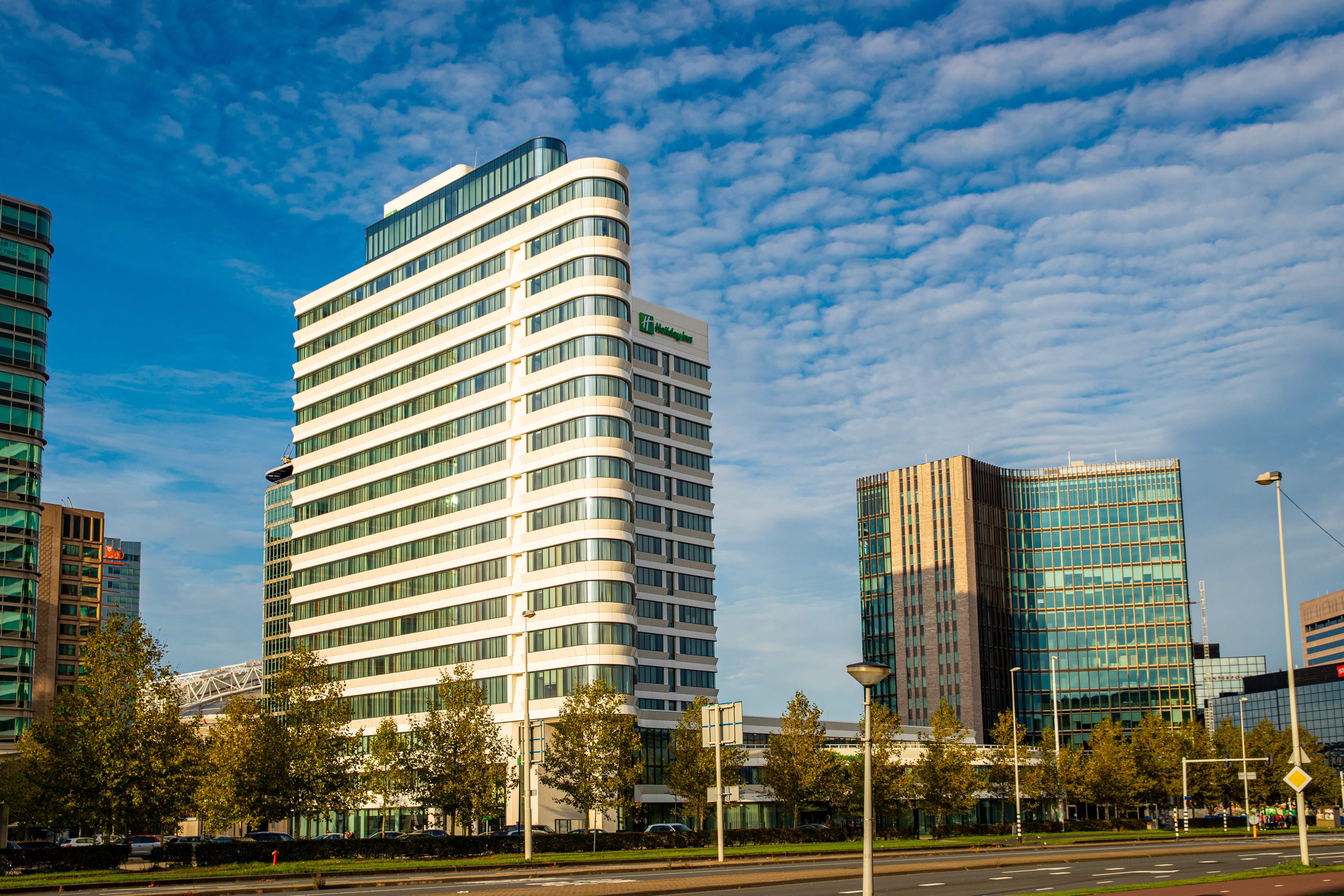 Holiday Inn Express Arena Towers