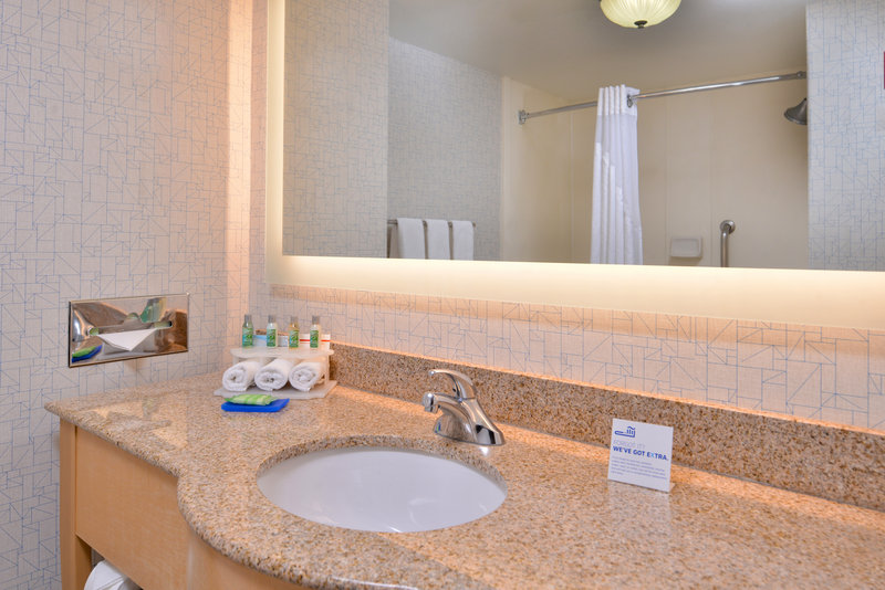 Holiday Inn Express Stockton Southeast