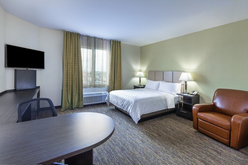 Candlewood Suites Houston – Spring