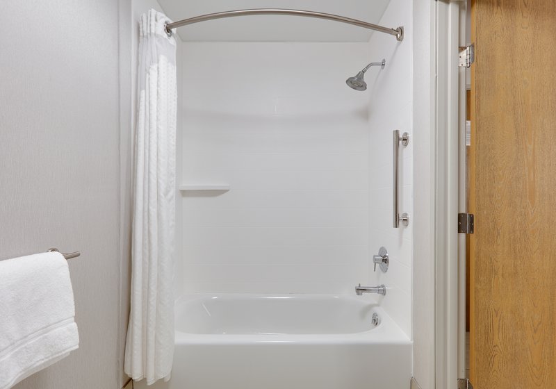 HOLIDAY INN EXP SCOTTSBLUFF