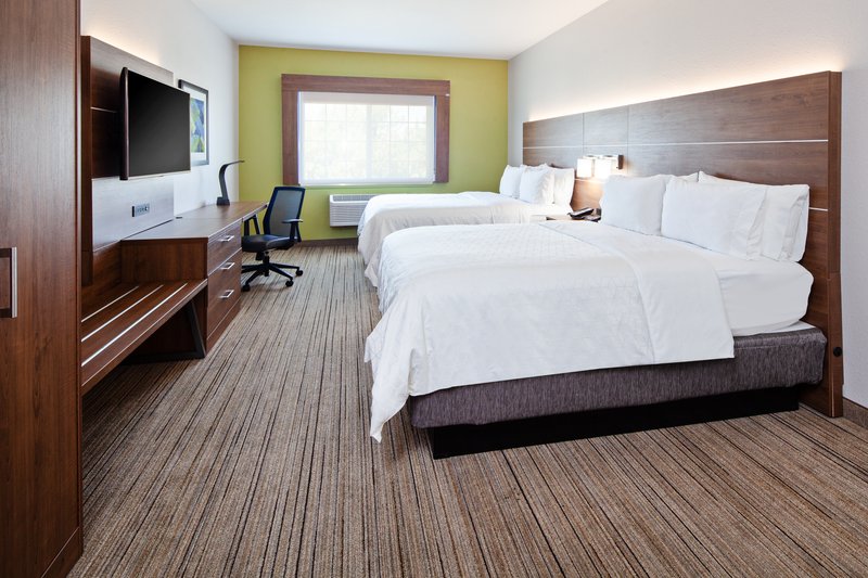 Holiday Inn Express and Suites Tulare