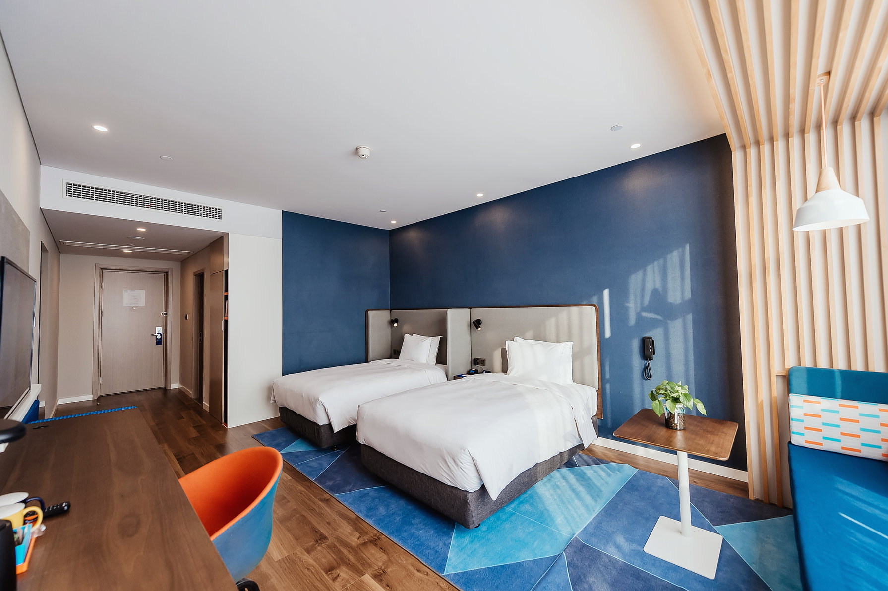 Holiday Inn Express Taizhou CMC Room Type - 2 Twin Standard Extra Floor Space