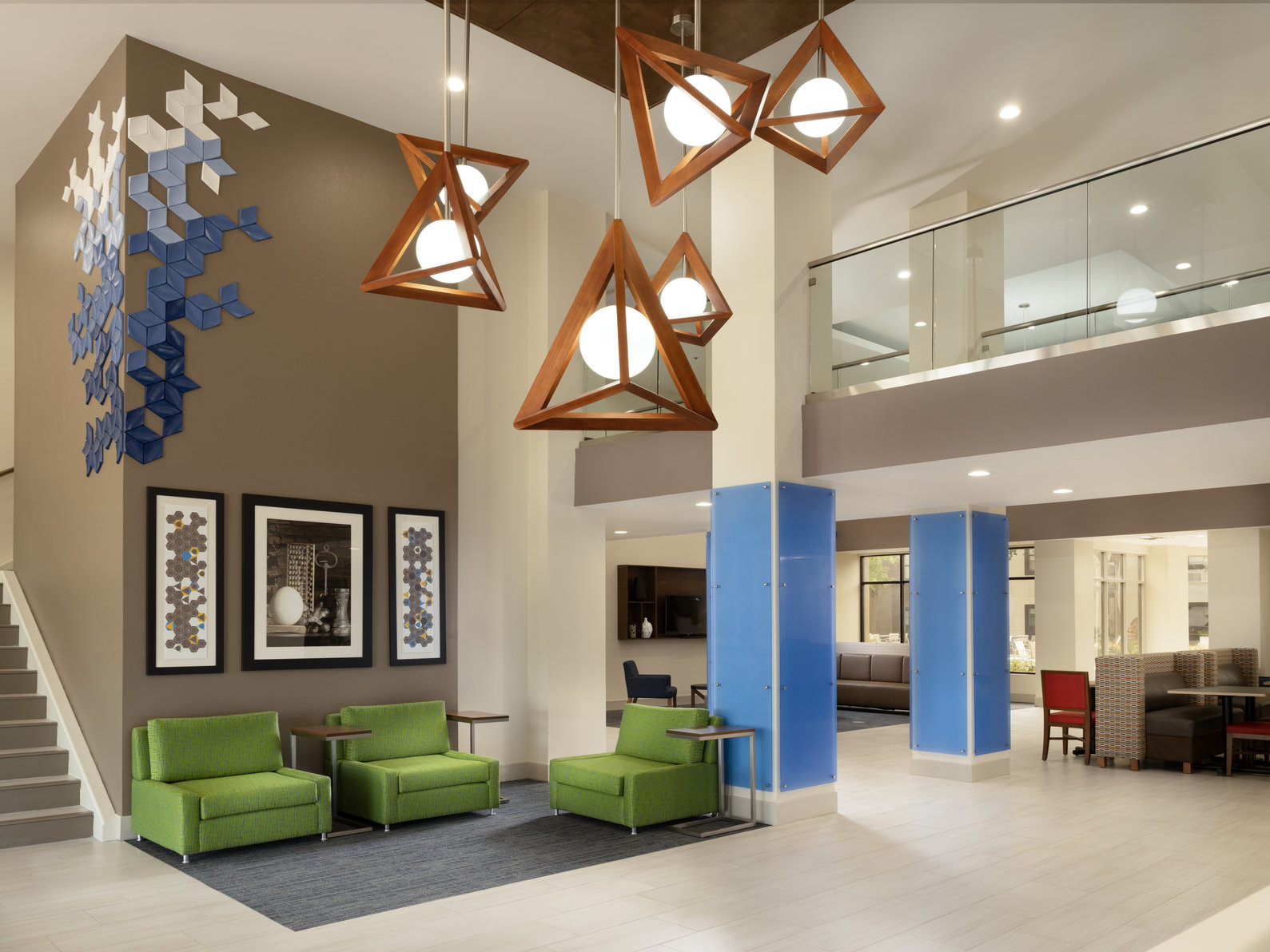 Holiday Inn Express & Suites Irving Dfw Airport North, an IHG Hotel - Hotel Lobby