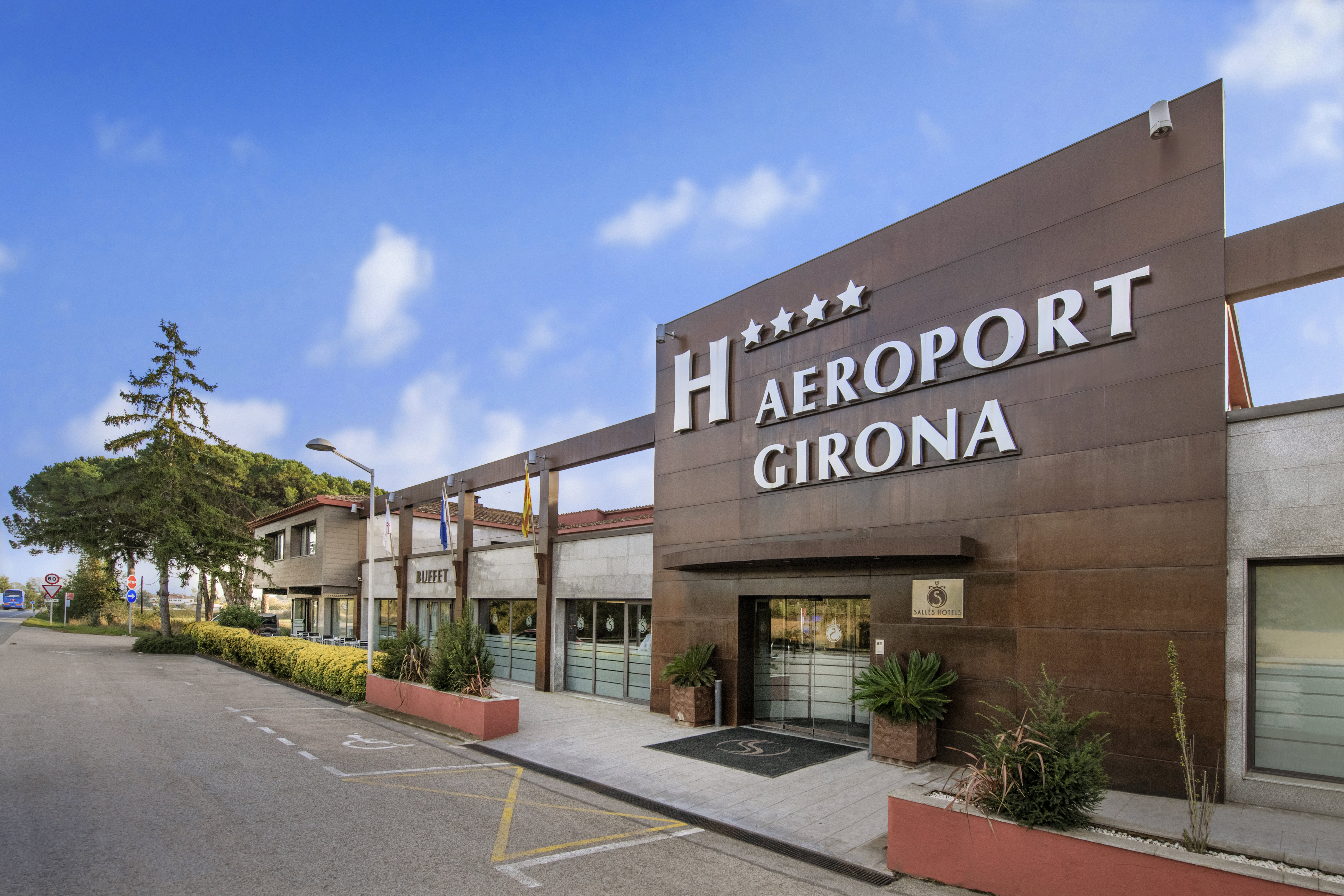 Salles Hotel Aeroport Girona