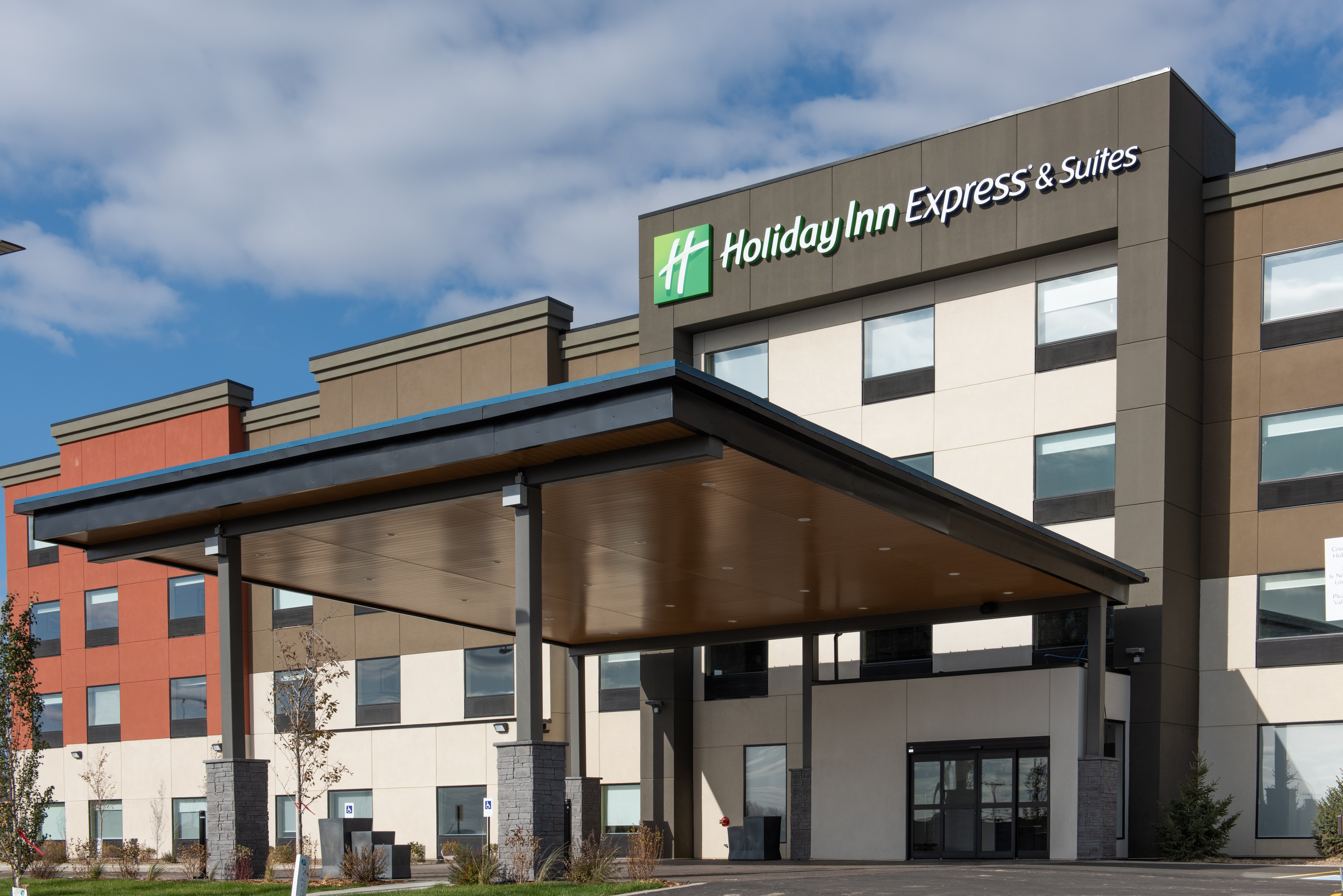 Holiday Inn Express & Stes N Battleford