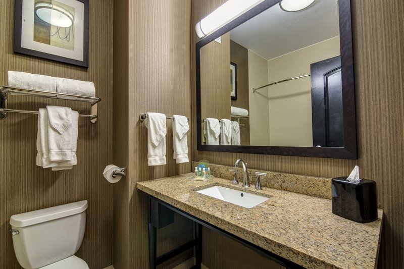 HOLIDAY INN EXP STES HUNTSVILL