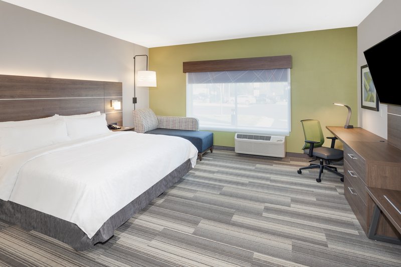 Holiday Inn Express and Suites Hudson I-94