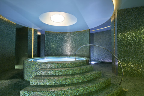 Laurea Spa (Jaccuzi )