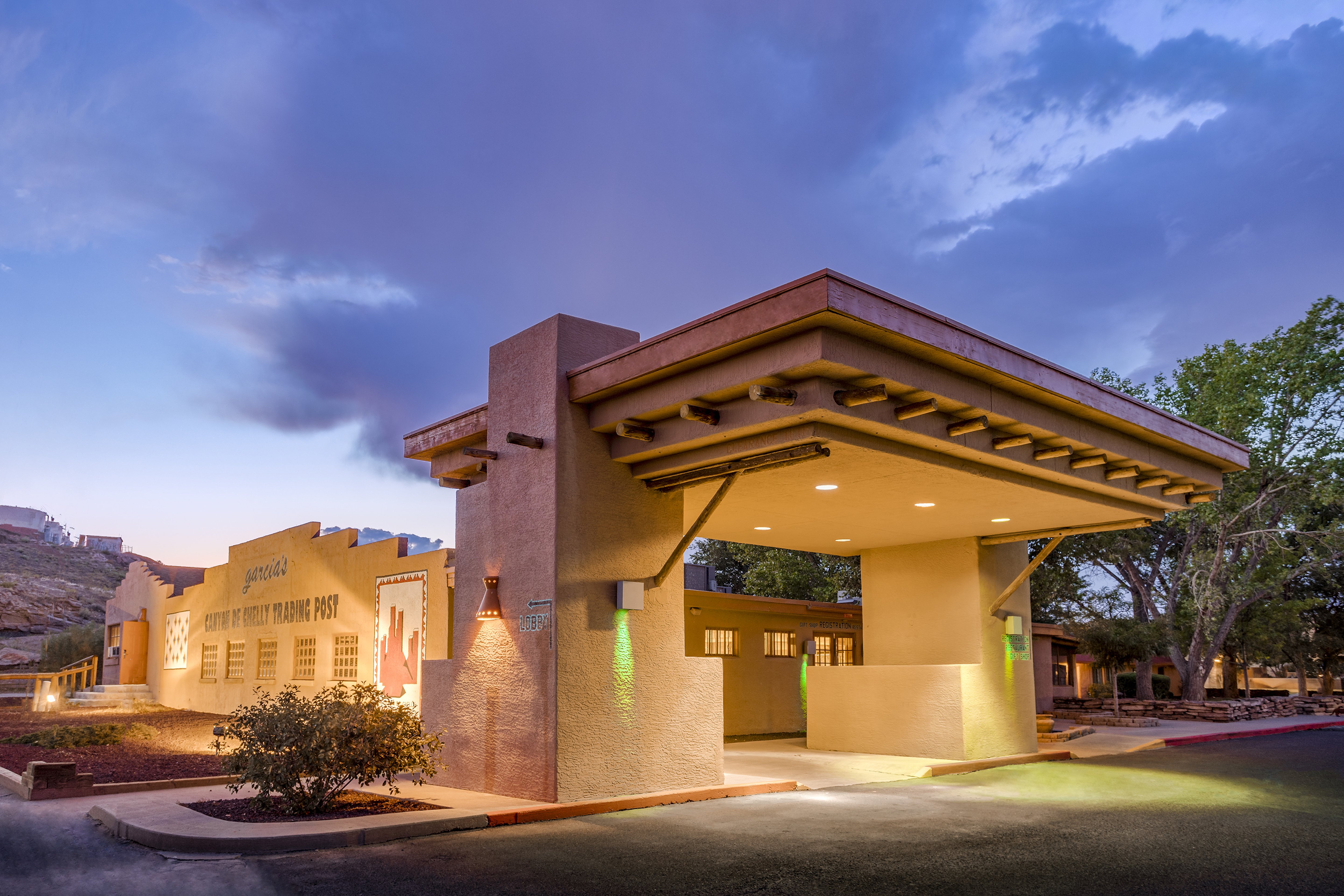 Holiday Inn Canyon De Chelly