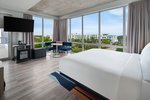 Breezy Suite, Suite, 1 King, City view, Balcony