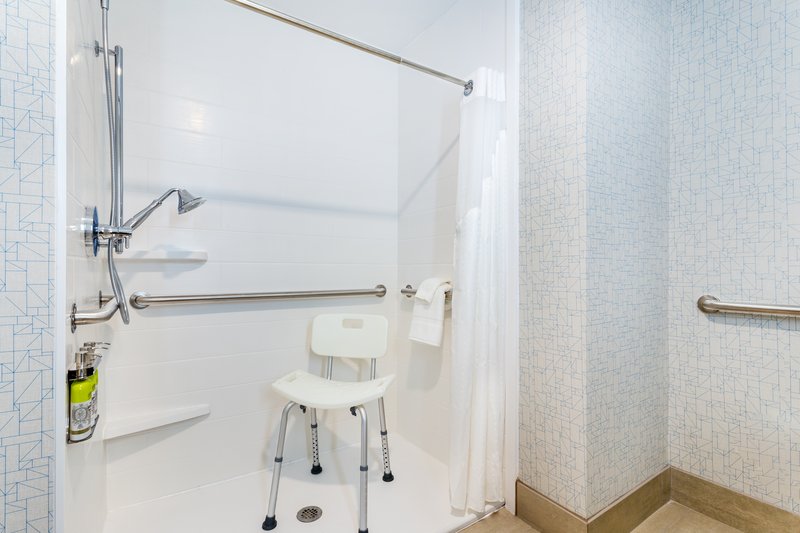 Holiday Inn Express and Suites Niceville – Eglin Area