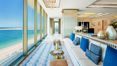 Royal Penthouse Ensuite Majlis