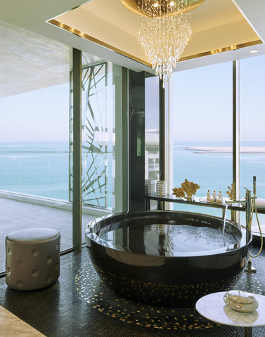 The Royal Penthouse Bathroom